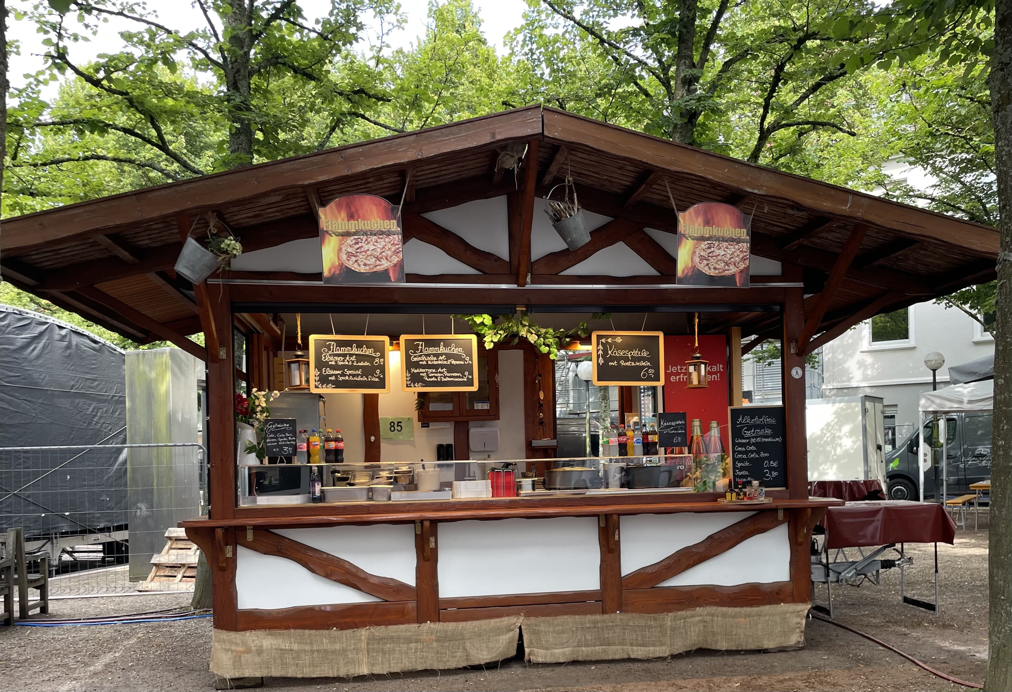Stand & Service
